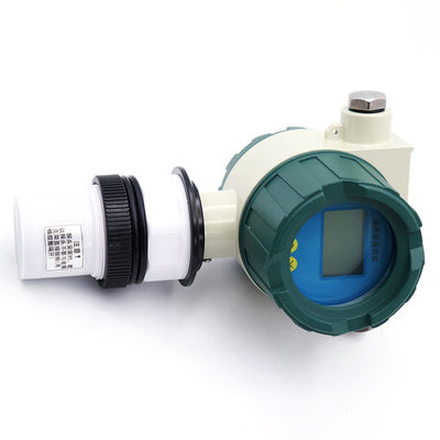 Sensor ultrasónico del nivel del agua de la punta de prueba IP68 integrado con la exhibición del LCD