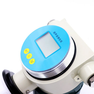 Sensor ultrasónico del nivel del agua de la punta de prueba IP68 integrado con la exhibición del LCD