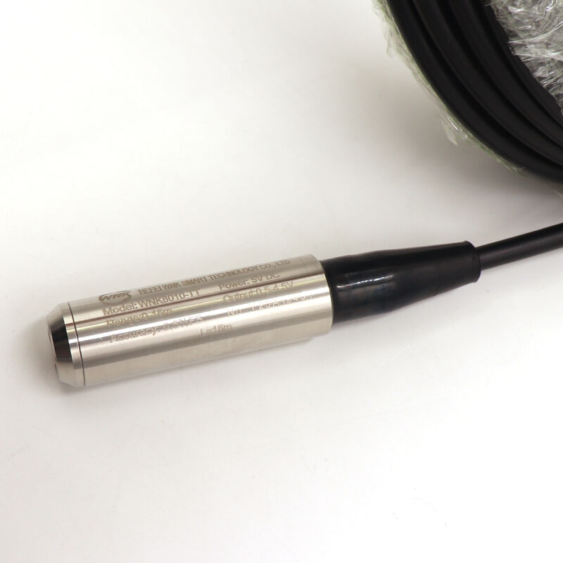 Sensor de nivel de agua líquida 4-20mA 0-10V Salida RS485 Transmisor de nivel de profundidad de agua sumergible para pozos y sondeos de combustible de 500m